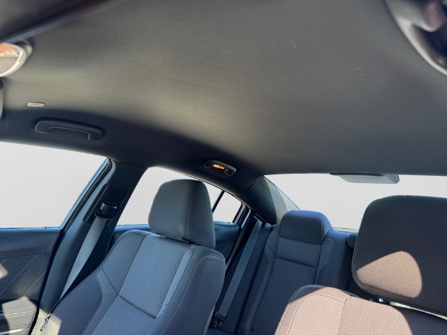 Used 2019 Dodge Charger SXT RWD image 12