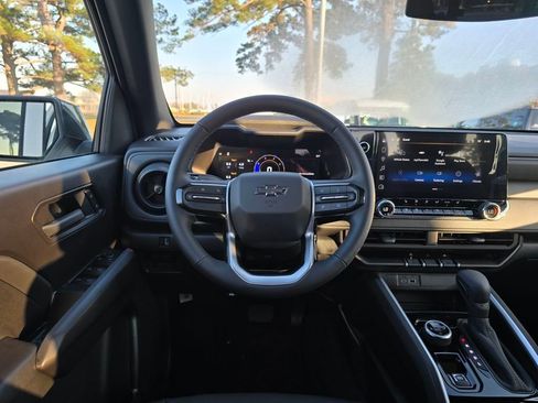 New 2026 Chevrolet Colorado Trail Boss AWD/4WD image 14
