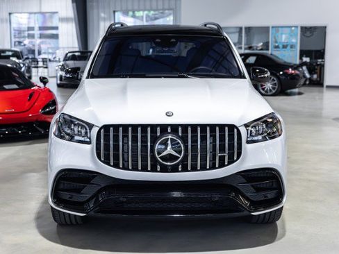 Used 2025 Mercedes-Benz GLS 63 AMG 4MATIC image 9