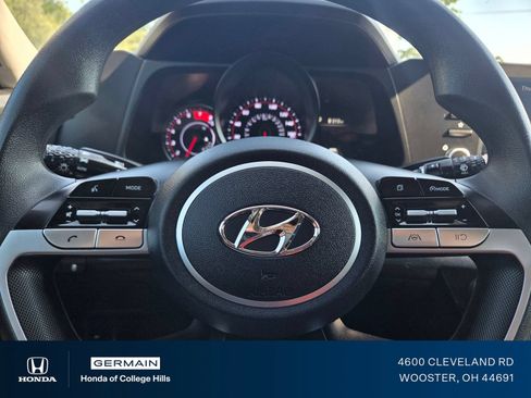 Used 2023 Hyundai Elantra SEL FWD image 25