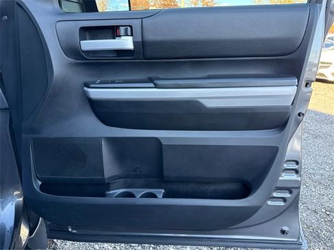 Used 2018 Toyota Tundra SR5 image 24