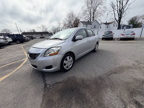 Used 2009 Toyota Yaris Sedan FWD image 18