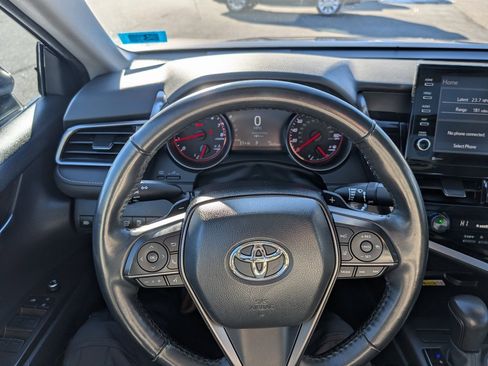 Used 2022 Toyota Camry XSE image 26