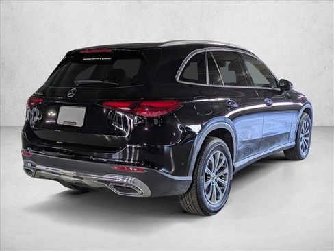 Certified 2025 Mercedes-Benz GLC 300 GLC 300 image 8