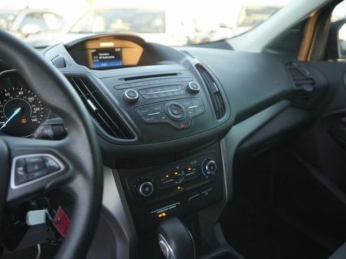 Used 2018 Ford Escape S image 25