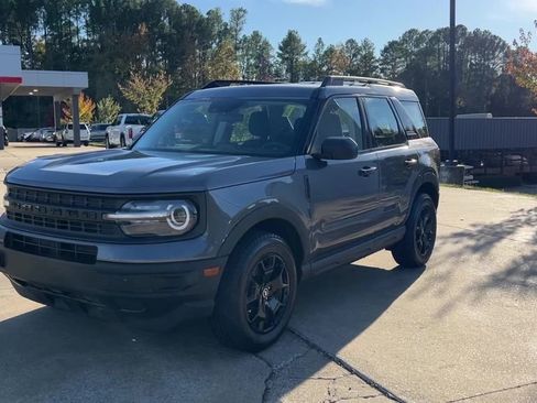 Used 2022 Ford Bronco Sport image 2