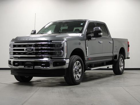 Used 2024 Ford F250 Lariat w/ Chrome Package image 8