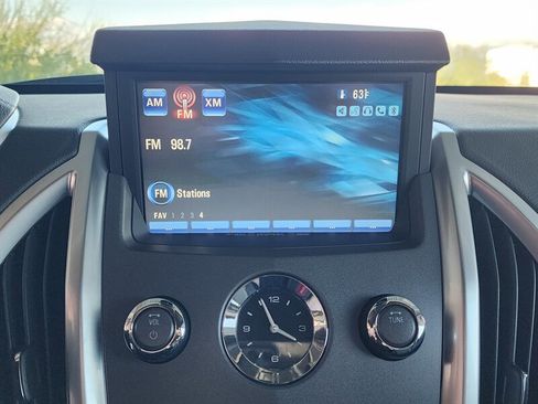 Used 2010 Cadillac SRX Premium image 38