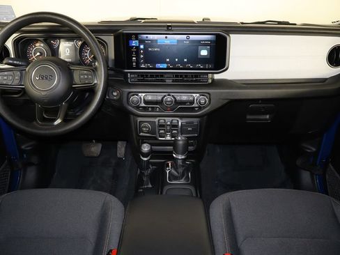 Used 2025 Jeep Wrangler Sport image 13