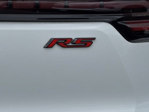 Certified 2024 Chevrolet Equinox EV RS FWD image 9
