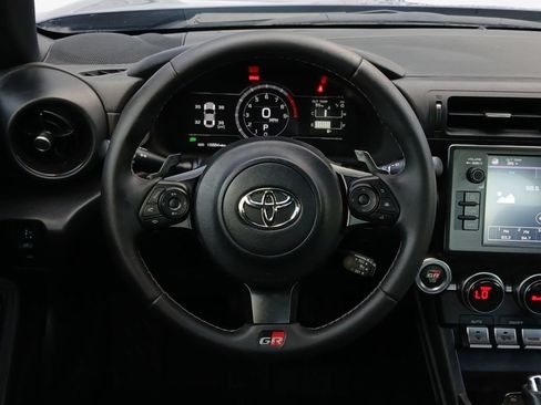 Used 2023 Toyota GR86 RWD image 21