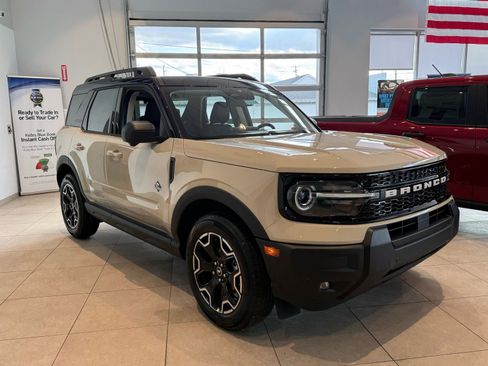 New 2025 Ford Bronco Sport Outer Banks w/ Outer Banks Tech Package+ image 14