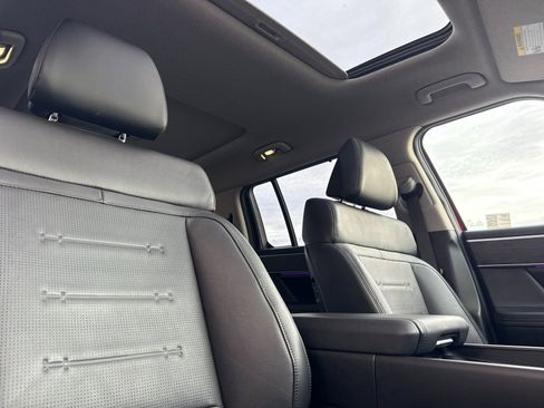 Certified 2024 Hyundai Santa Fe Limited image 18