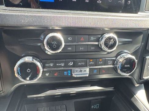 New 2026 Ford F350 Platinum w/ FX4 Off-Road Package image 19