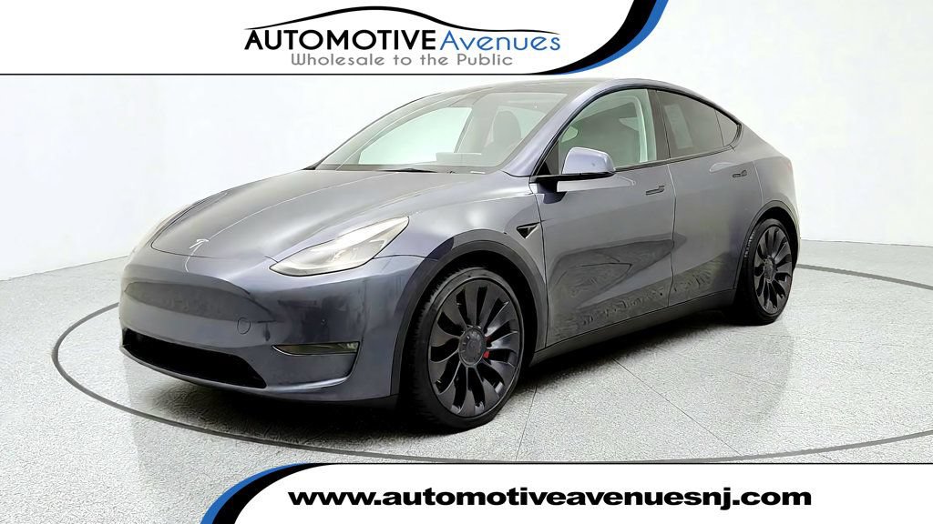 Used 2022 Tesla Model Y Performance AWD/4WD image 1
