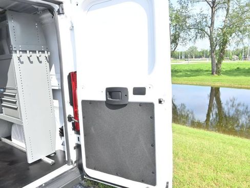 Used 2025 RAM ProMaster 2500 w/ Safety Group FWD image 16