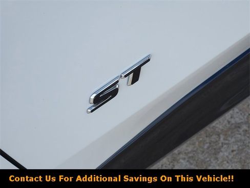 New 2026 Buick Envista Sport Touring image 8