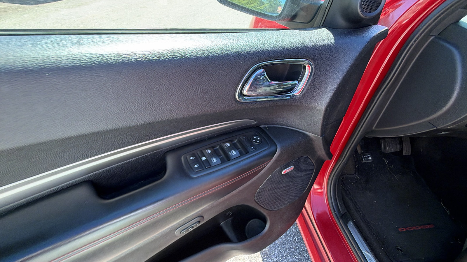 Used 2015 Dodge Durango R/T w/ Blacktop Package AWD/4WD image 15