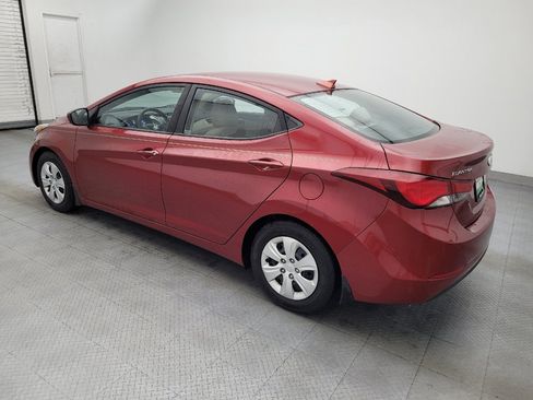Used 2016 Hyundai Elantra SE FWD image 3