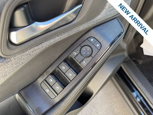 Used 2023 Nissan Rogue SV image 17