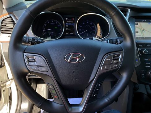 Used 2019 Hyundai Santa Fe XL image 22