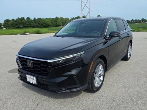 Used 2025 Honda CR-V EX image 3