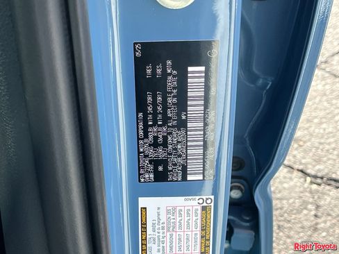 Certified 2025 Toyota 4Runner SR5 RWD image 33