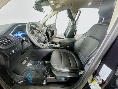 Used 2020 Ford Escape Titanium AWD/4WD image 15