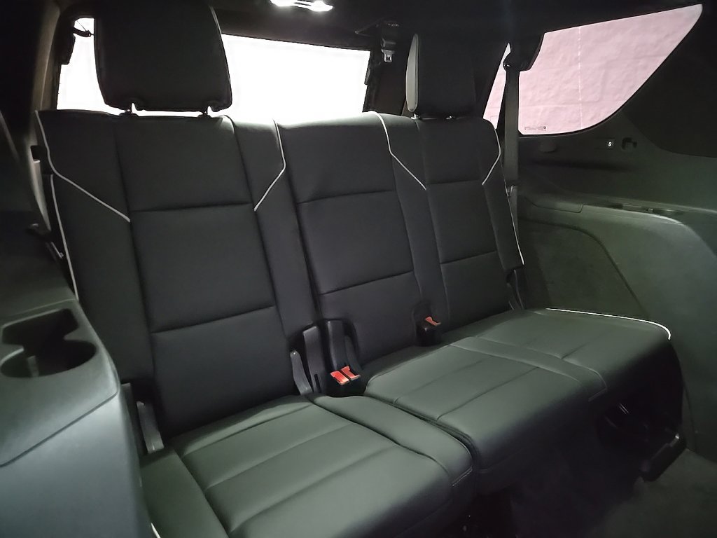 Certified 2024 Cadillac Escalade Sport w/ LPO, ONYX Package AWD/4WD image 19