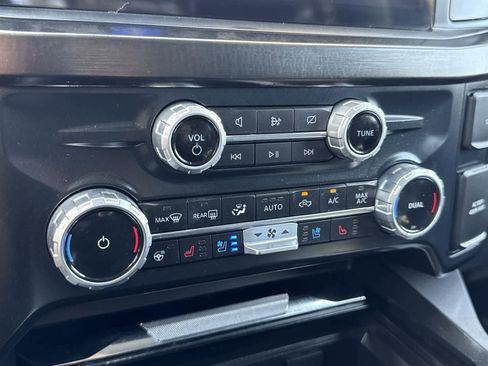 Used 2023 Ford F250 Lariat w/ Lariat Ultimate Package image 14