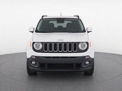 Used 2020 Jeep Renegade Latitude FWD image 5