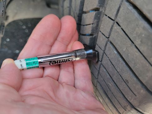 Used 2015 Dodge Challenger R/T Plus image 39