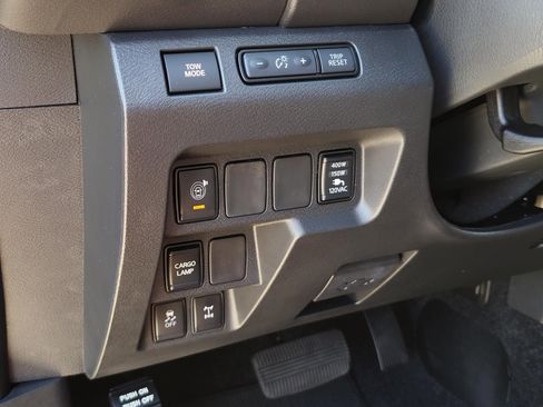 New 2026 Nissan Frontier PRO-4X w/ Pro-4x Convenience Package image 19