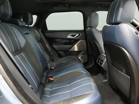 Used 2019 Land Rover Range Rover Velar R-Dynamic SE AWD/4WD image 19
