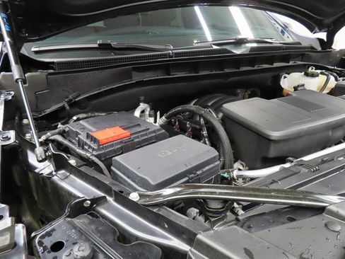 Used 2025 GMC Yukon XL AT4 w/ AT4 Premium Package image 27