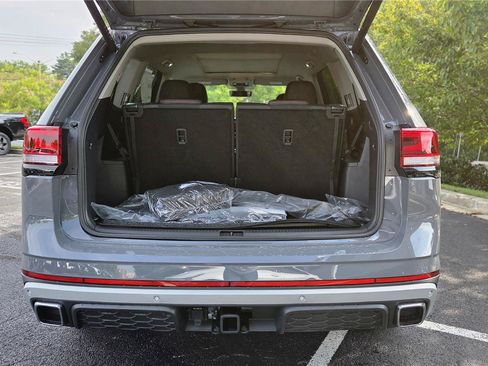 New 2026 Volkswagen Atlas Peak Edition AWD/4WD image 5