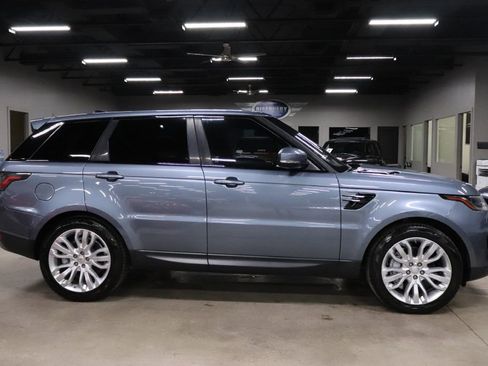 Used 2019 Land Rover Range Rover Sport SE image 7