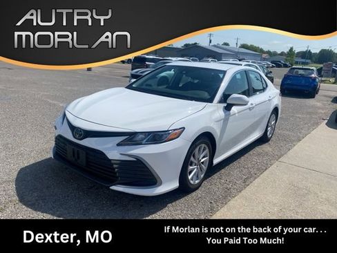 Used 2023 Toyota Camry LE image 1