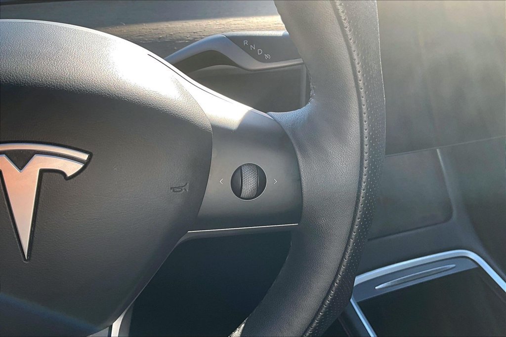 Used 2023 Tesla Model 3 Standard Range RWD image 26