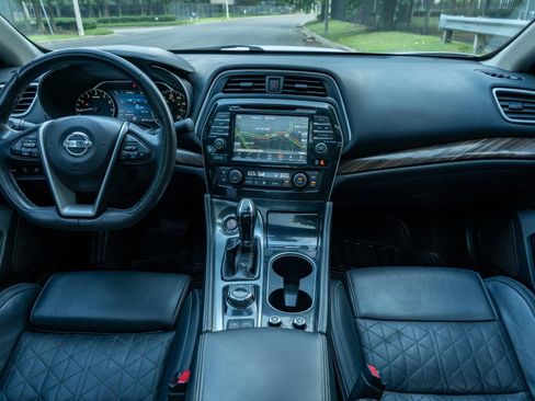 Used 2017 Nissan Maxima Platinum FWD image 26