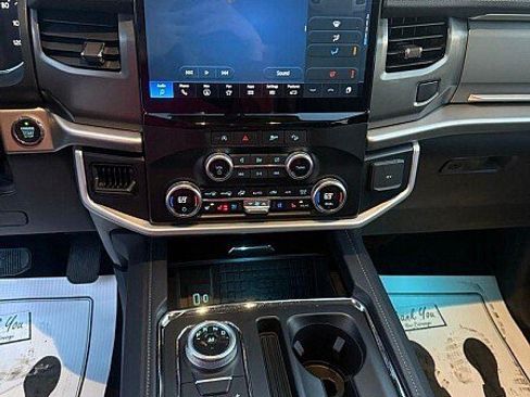 Used 2024 Ford Expedition Max XLT AWD/4WD image 17