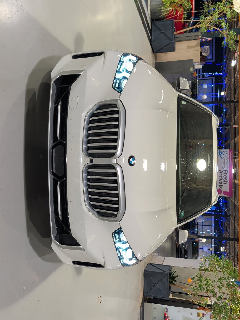 Certified 2026 BMW X5 xDrive40i w/ Climate Comfort Package AWD/4WD image 8