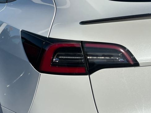 Used 2020 Tesla Model Y Performance AWD/4WD image 20