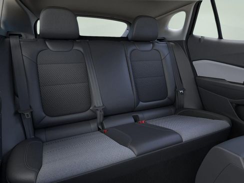 New 2026 Chevrolet Trax LT w/ LT Convenience Package image 17