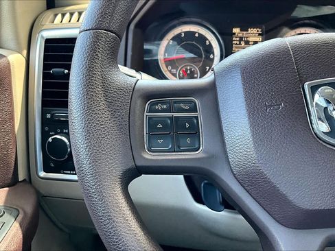 Used 2016 RAM 1500 Classic SLT RWD image 24
