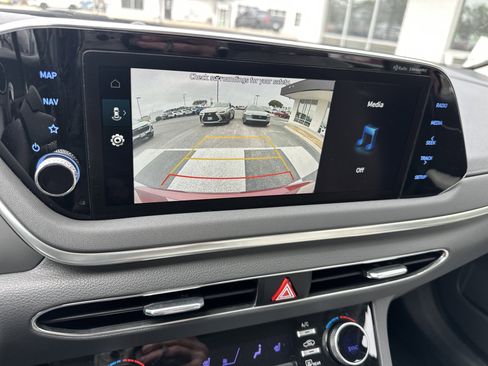 Used 2023 Hyundai Sonata SEL w/ Convenience Package image 18