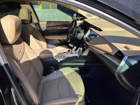 Used 2020 Cadillac XT5 Sportv w/ Platinum Package image 19