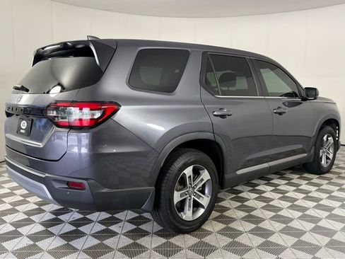 Used 2023 Honda Pilot EX-L image 10