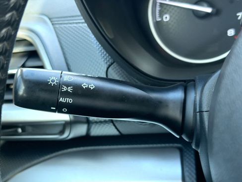 Used 2020 Subaru Forester Premium image 29