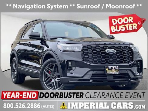 Used 2025 Ford Explorer ST-Line w/ ST-Line Street Pack image 1